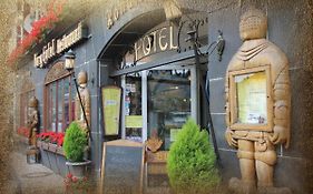 Burg-Hotel & Hostel Cochem